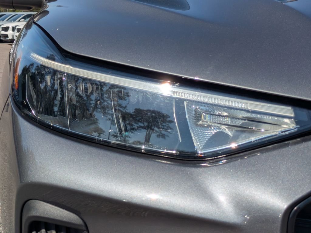 Used 2024 Gray Ford ST-Line image 10