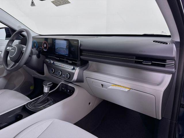 New 2026 Blue Hyundai SE FWD image 39