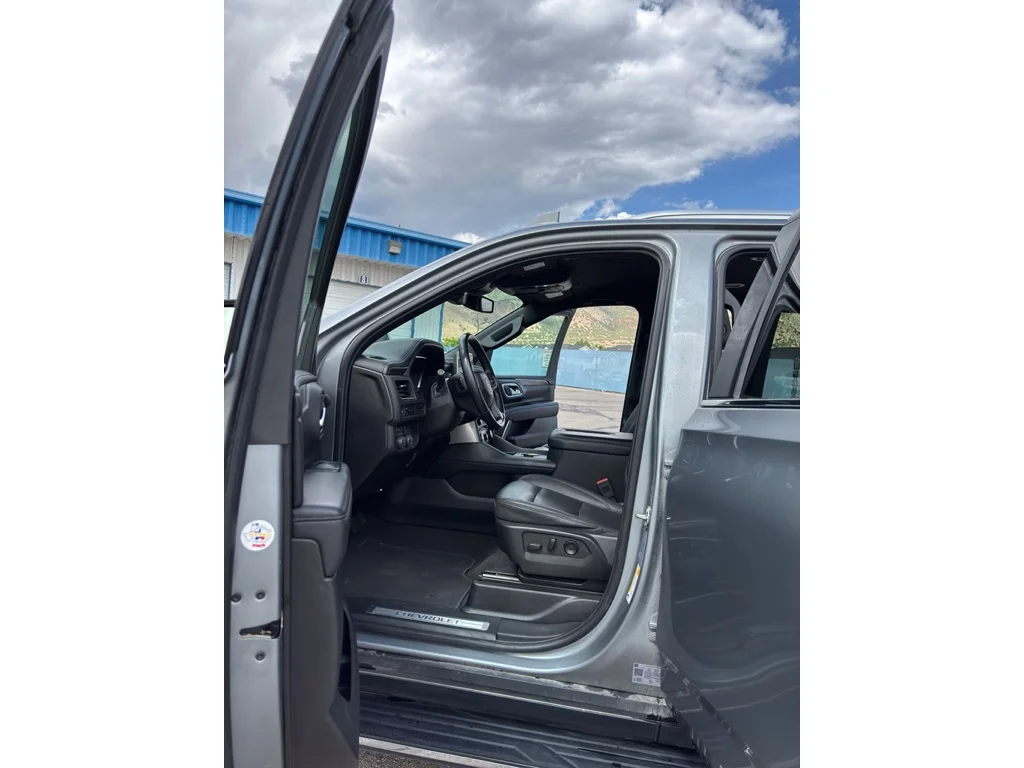 Used 2023 Sterling Gray Metallic Chevrolet LT image 7