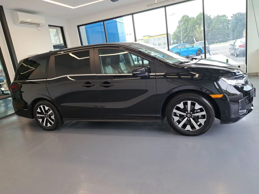 Used 2026  Honda EX-L image 7