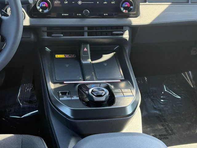 Certified Used 2026 MINERAL ME. Toyota  image 39