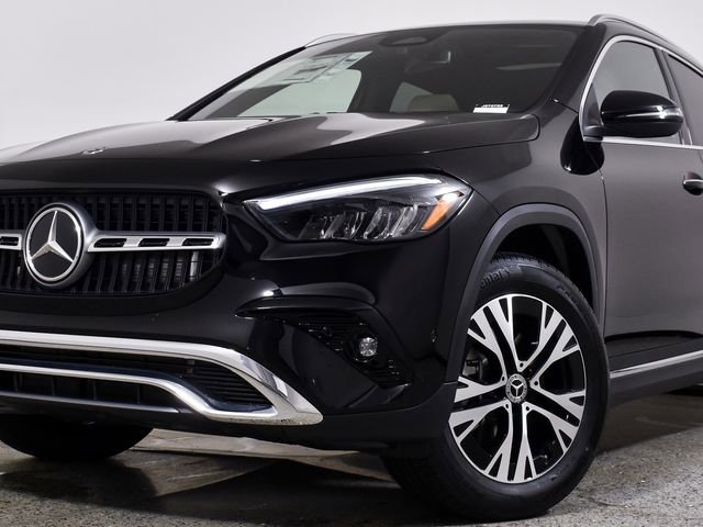 New 2026 Night Black Mercedes-Benz GLA 250 image 48