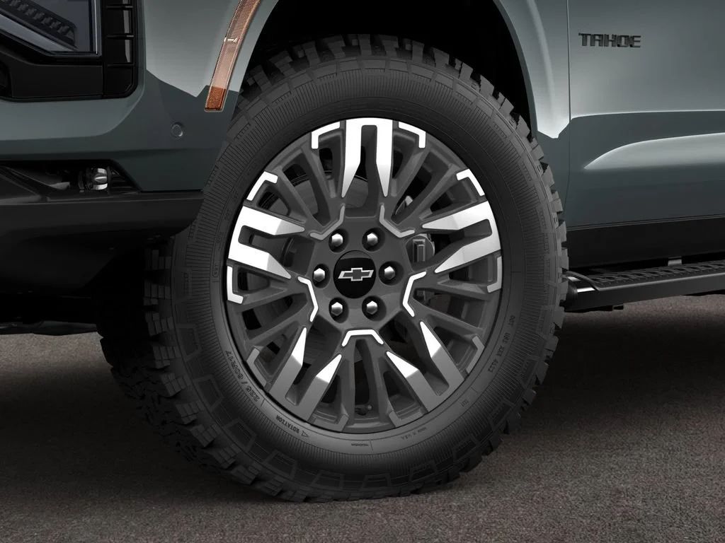 New 2026 Cypress Gray Chevrolet Z71 image 4
