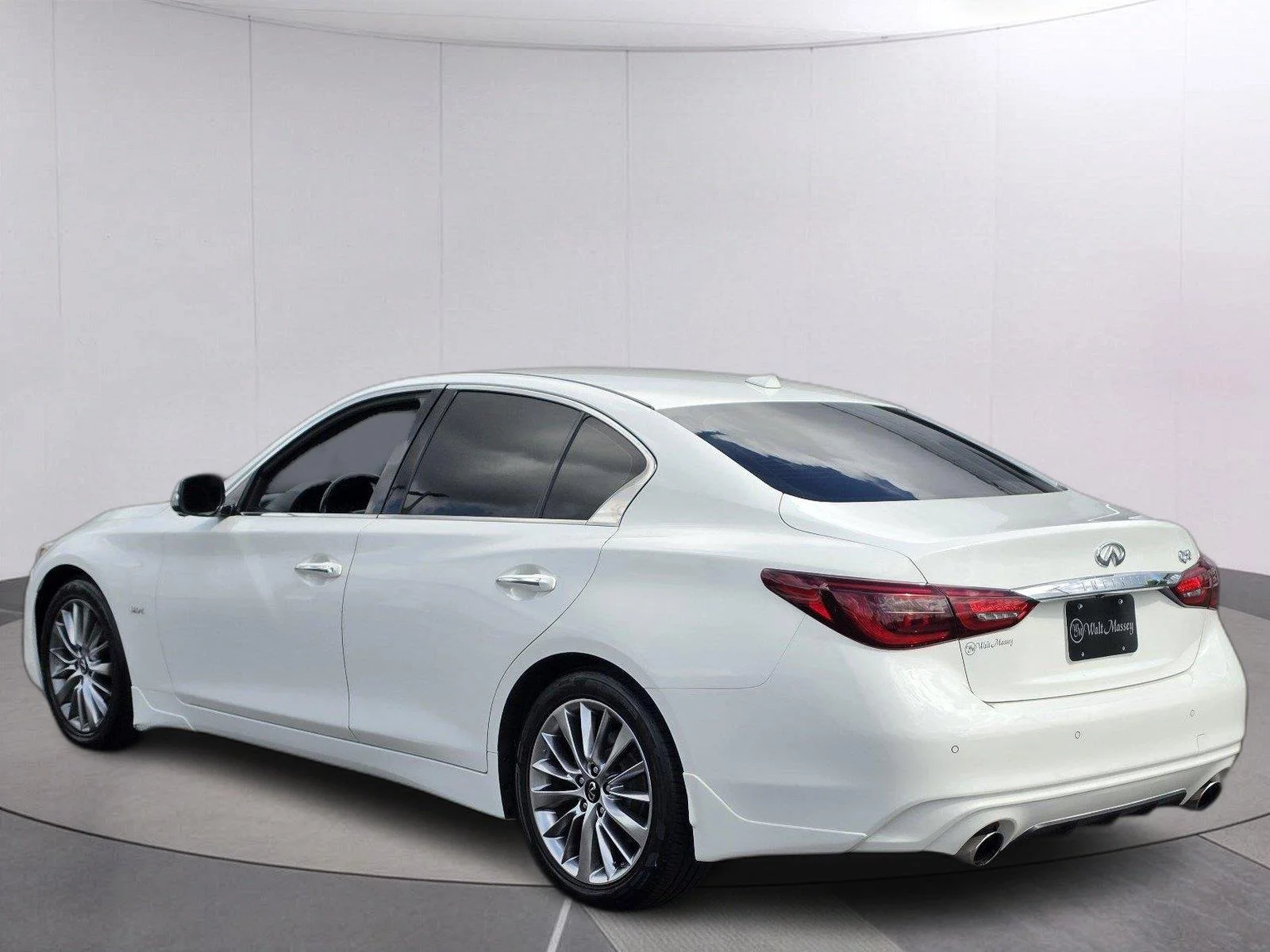 Used 2020 Pure White INFINITI 3.0t LUXE image 3