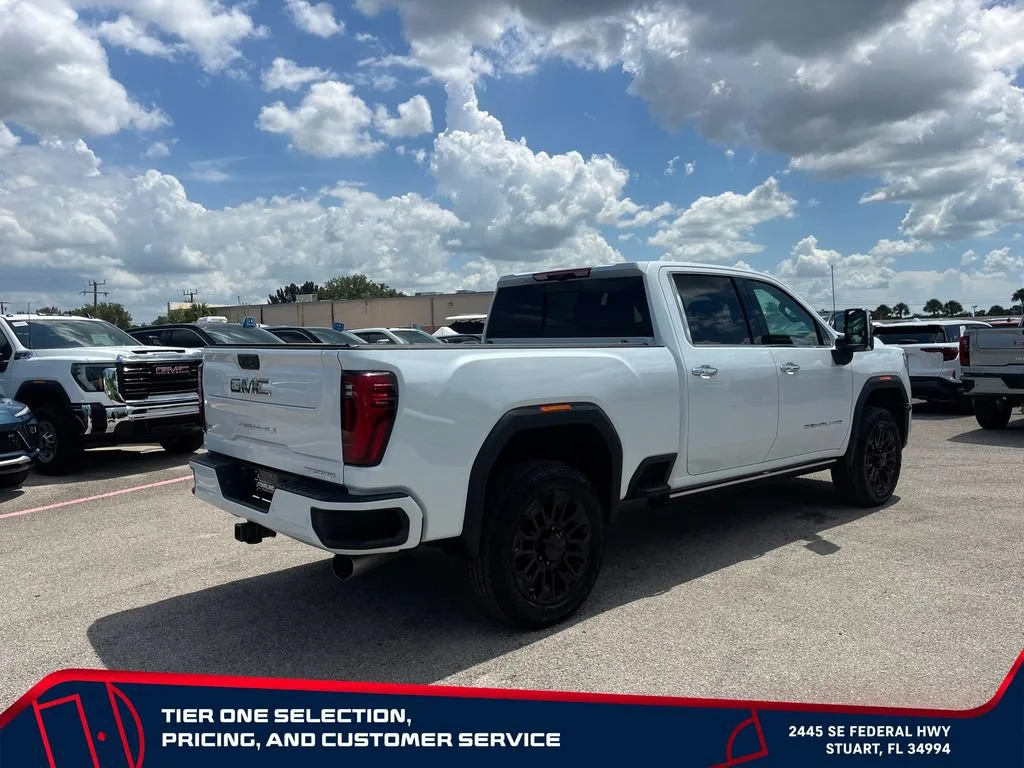 New 2026 Glacier White Tricoat GMC Denali Ultimate image 7