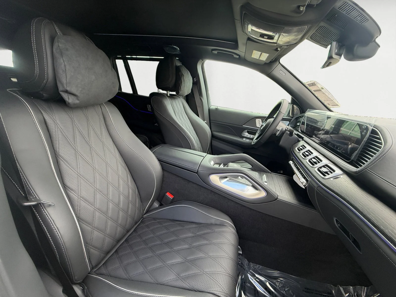 New 2026 Obsidian Mercedes-Benz Maybach GLS 600 image 15