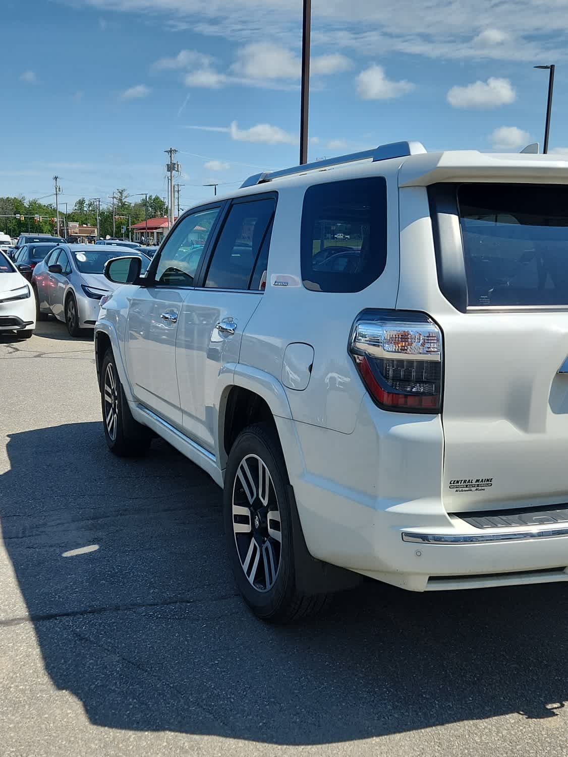Used 2019 Blizzard Pearl Toyota Limited image 5