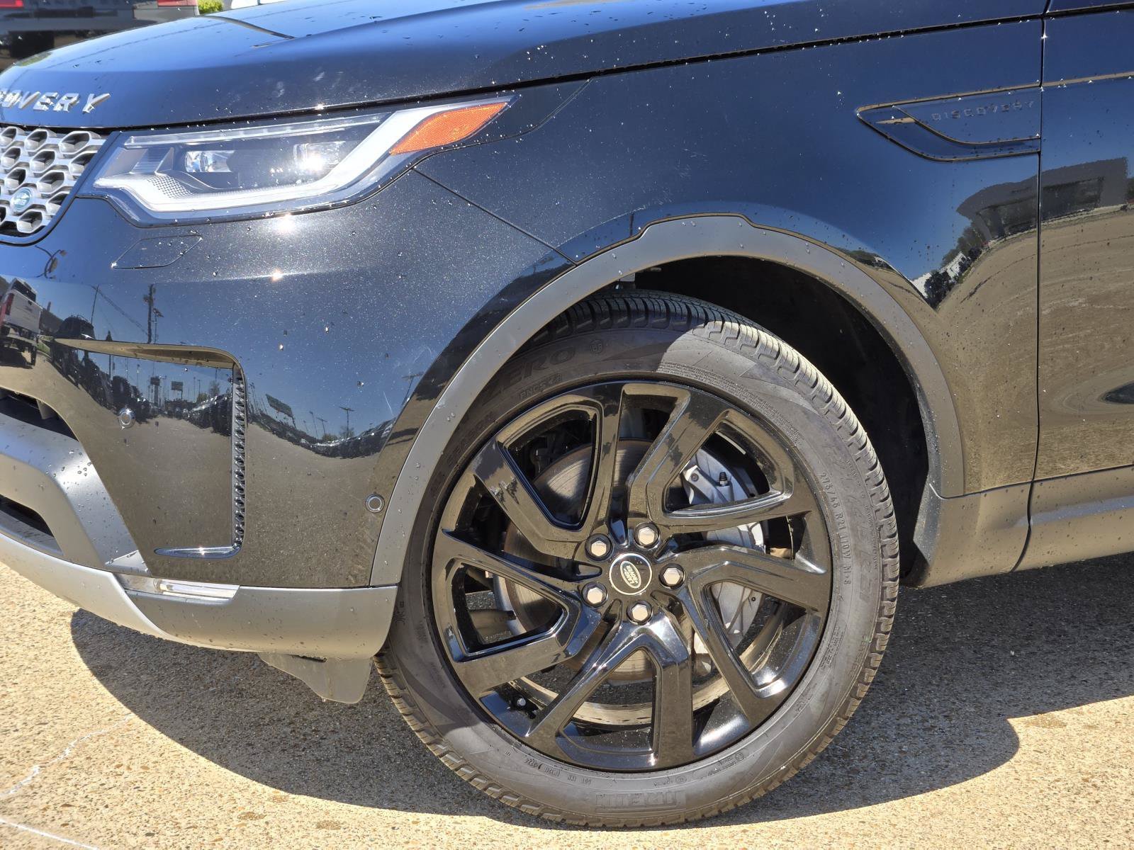 Used 2025 Black Land Rover S image 7