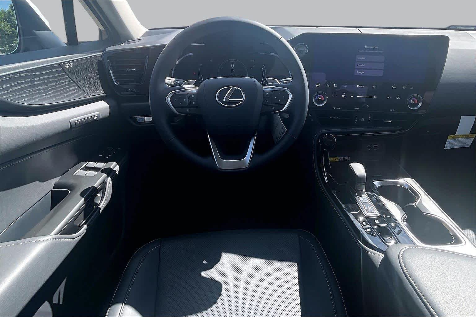 Used 2026 WHITE NOVA GLASS FLAKE Lexus Luxury image 6