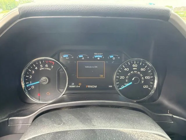 Used 2018 Silver Ford Lariat image 11