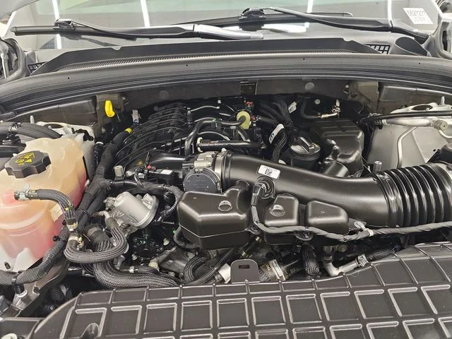 Used 2022 Bright White Clearcoat Jeep Altitude image 39