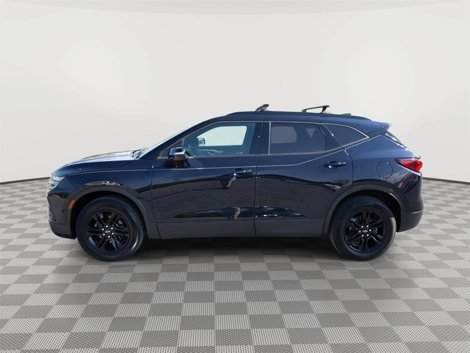 Used 2021 Midnight Blue Metallic Chevrolet 2LT image 8