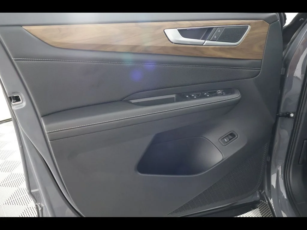 New 2026 Gray Volkswagen 2.0T SE w/Technology image 30