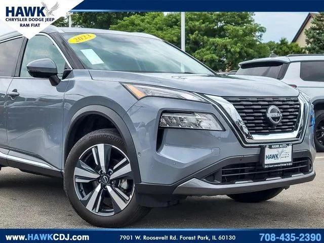 Used 2023 Gray Nissan SL image 2