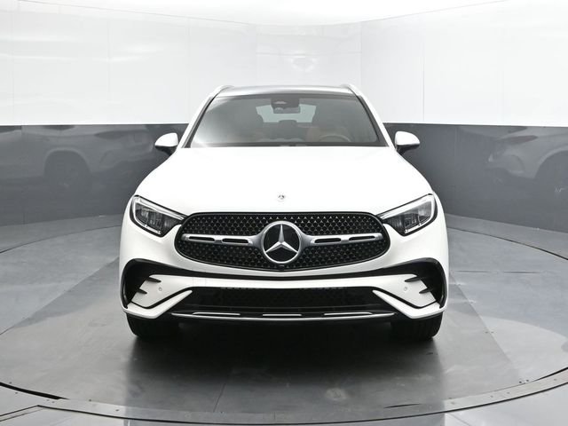 Used 2025 White Mercedes-Benz GLC 350e image 30