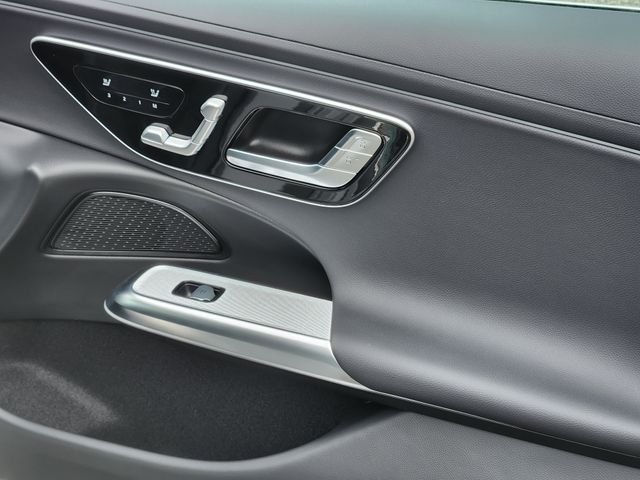 New 2026 MANUFAKTUR Alpine Grey Mercedes-Benz E 350 image 17