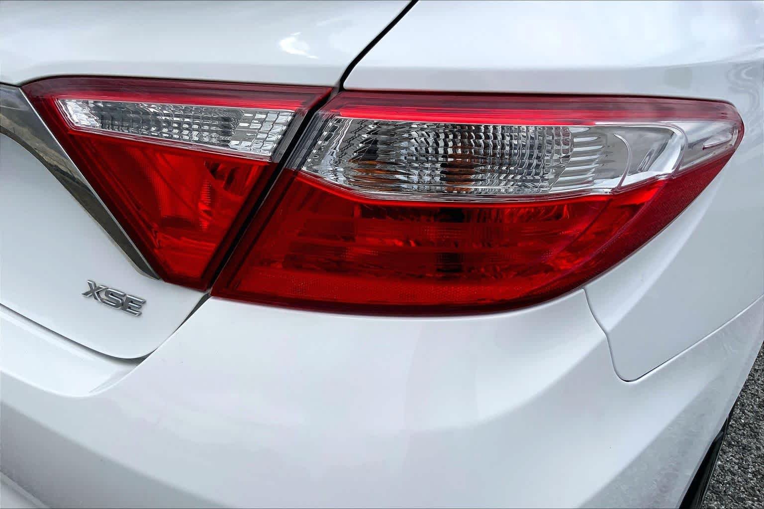 Used 2015 Super White Toyota XSE image 30