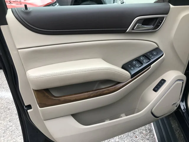 Used 2018 Dark Sapphire Blue Metallic GMC Denali image 13