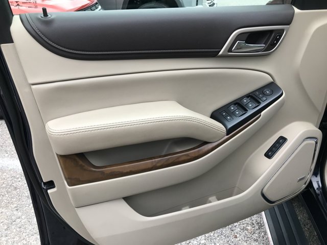 Used 2018 Dark Sapphire Blue Metallic GMC Denali image 13