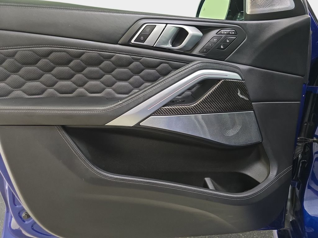 Used 2020 Marina Bay Blue Metallic BMW Competition image 27