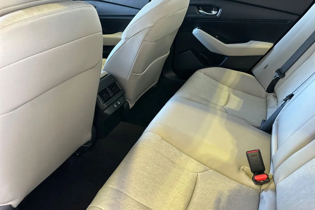 Used 2025 Radiant Red Metallic Honda SE image 12
