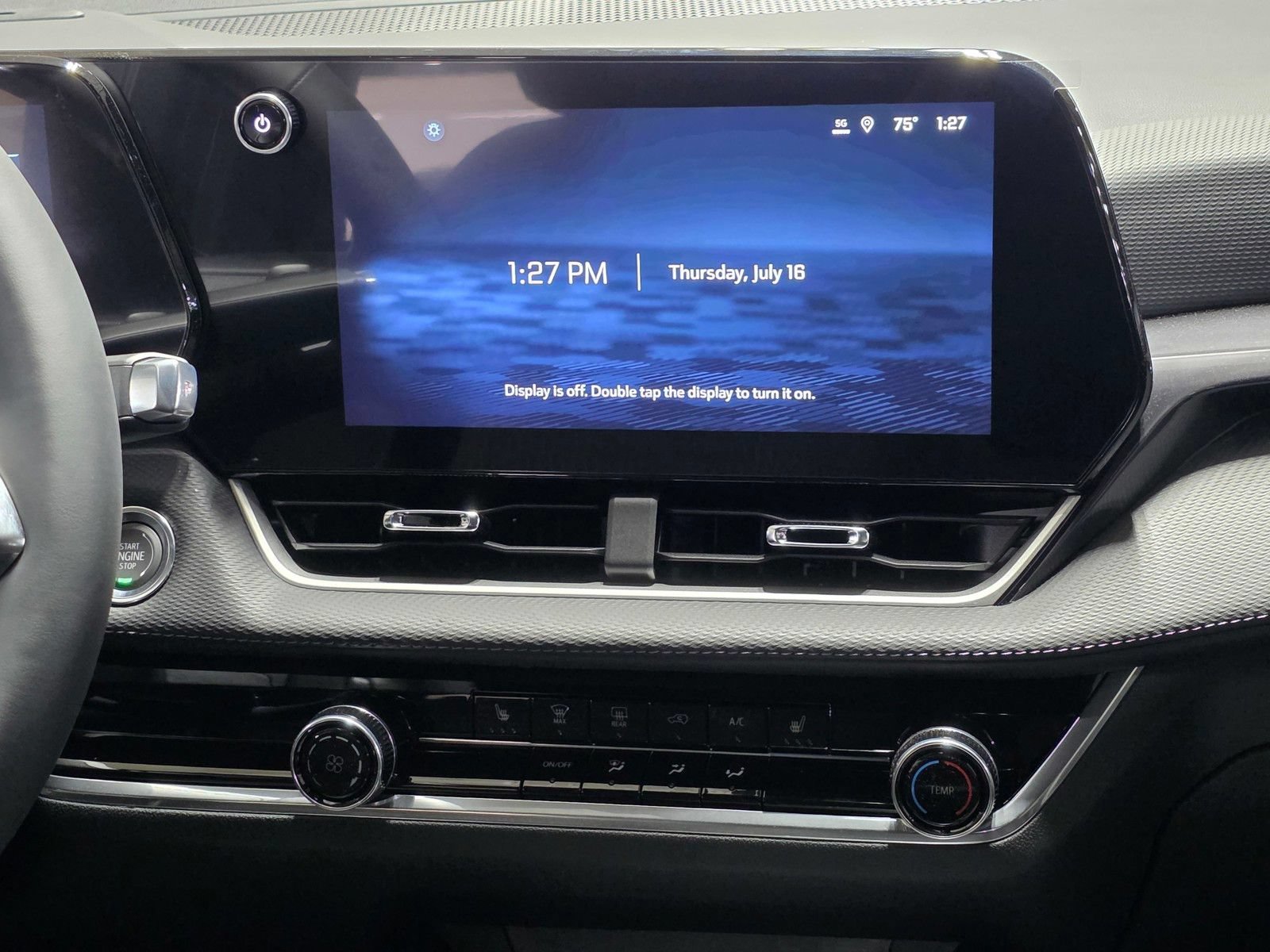 2027 Chevrolet Equinox LT - Photo 25