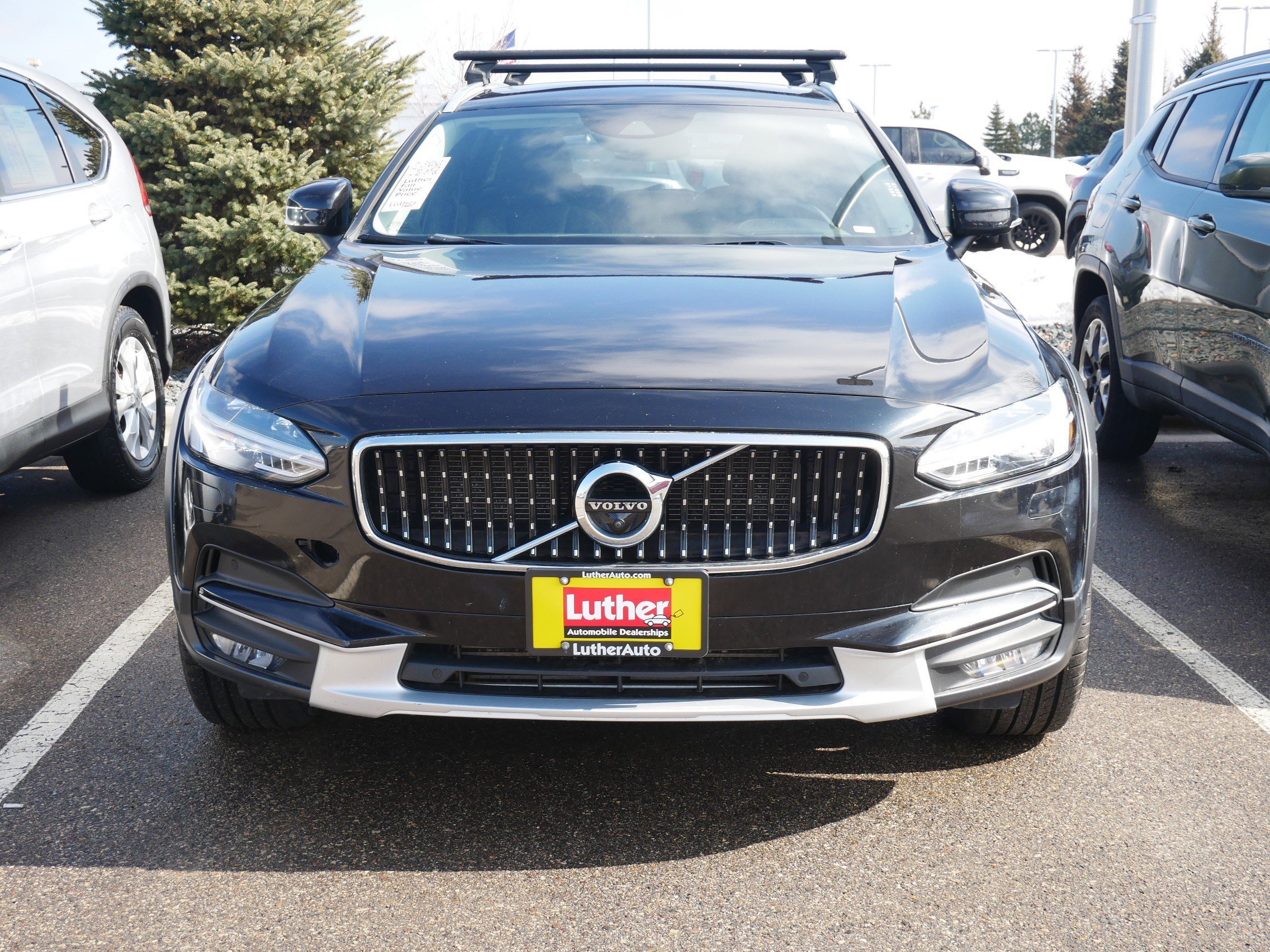 Used 2019 Volvo V90 Cross Country Base with VIN YV4A22NLXK1085436 for sale in Brooklyn Center, Minnesota