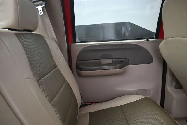 Used 2004  Ford XLT image 25