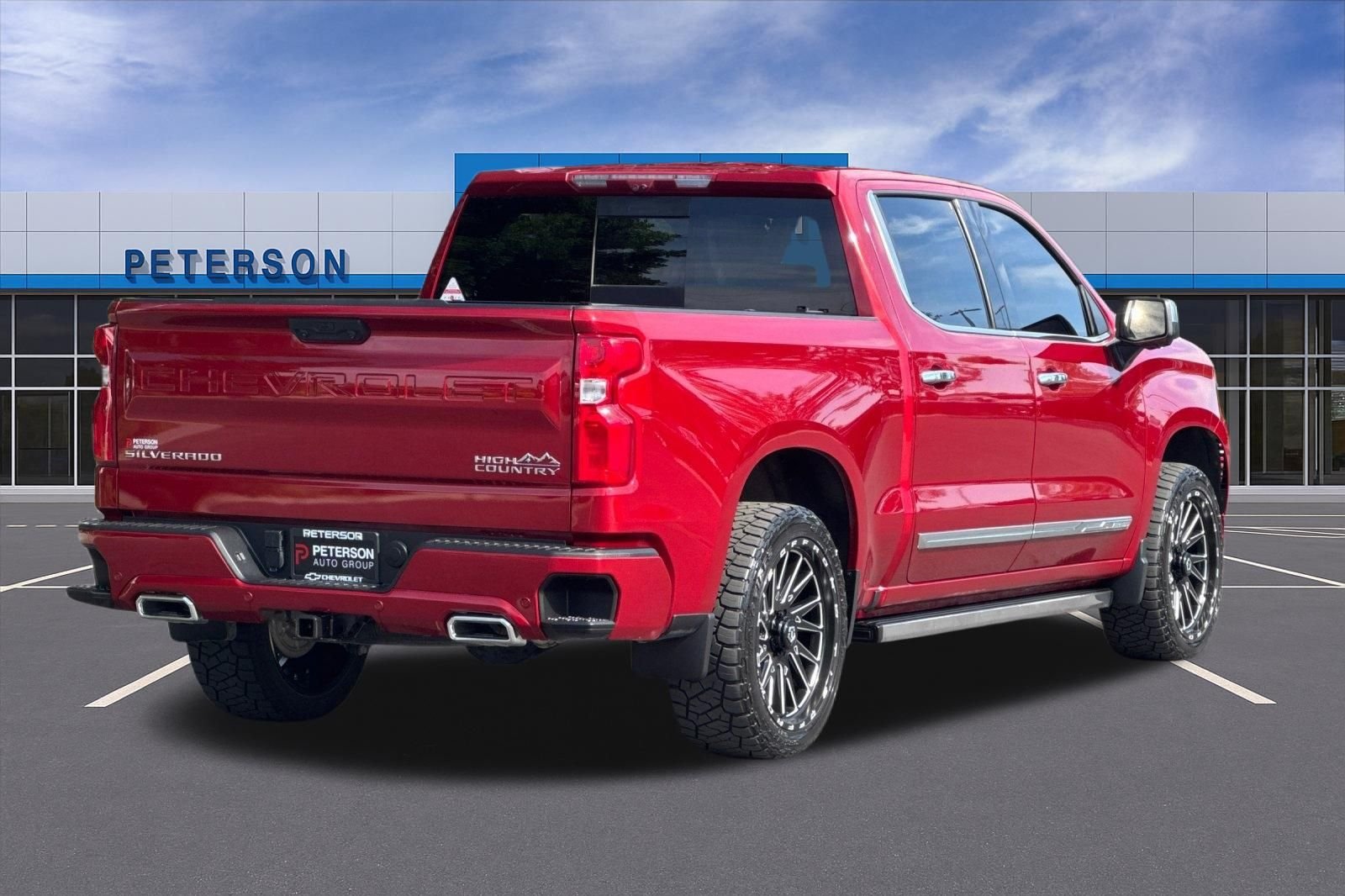 Used 2024 Red Chevrolet High Country image 4