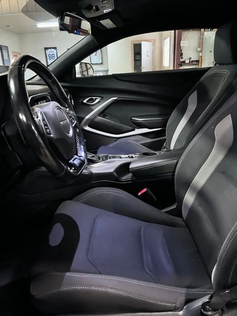 Used 2017 Silver Chevrolet 1LT image 12