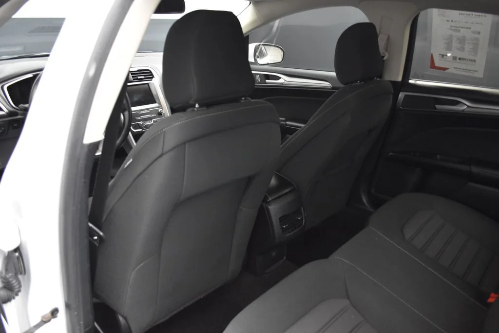 Used 2020 White Ford SE image 20