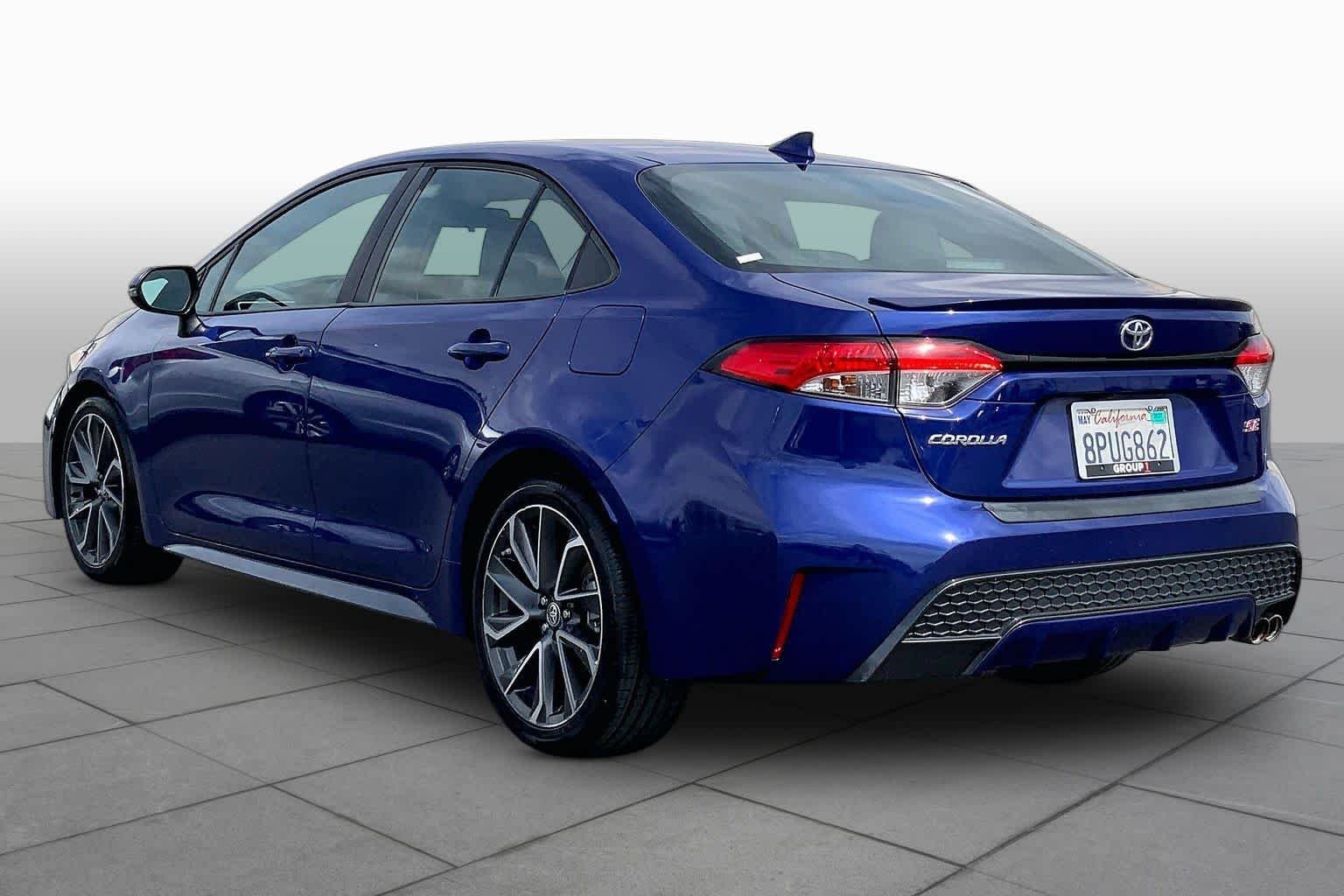 Used 2020 Blue Crush Metallic Toyota SE image 11