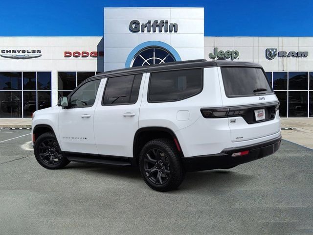 New 2026 Bright White Clear-Coat Exterior Paint Jeep Upland image 9
