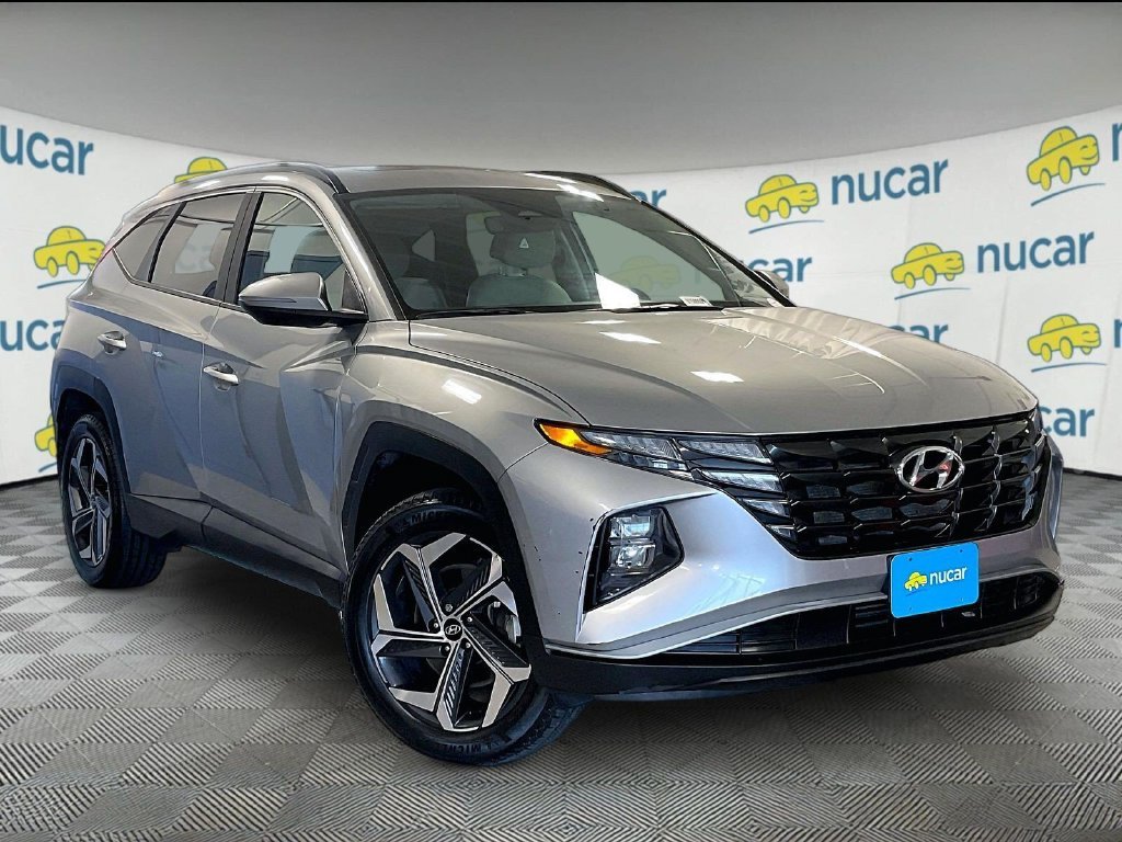 Used 2024 Silver Hyundai SEL image 1