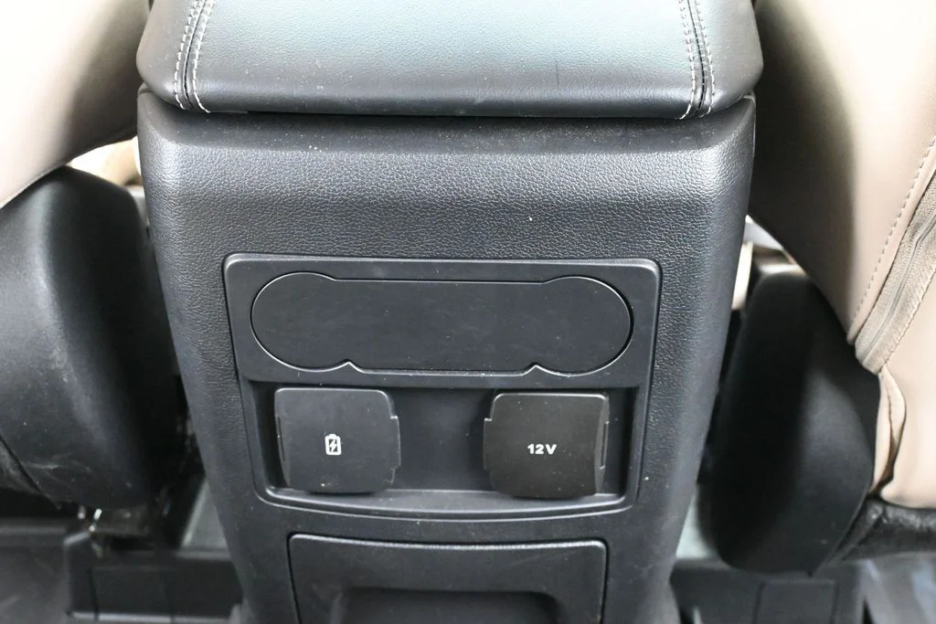 Used 2023 Oxford White Ford XLT image 16