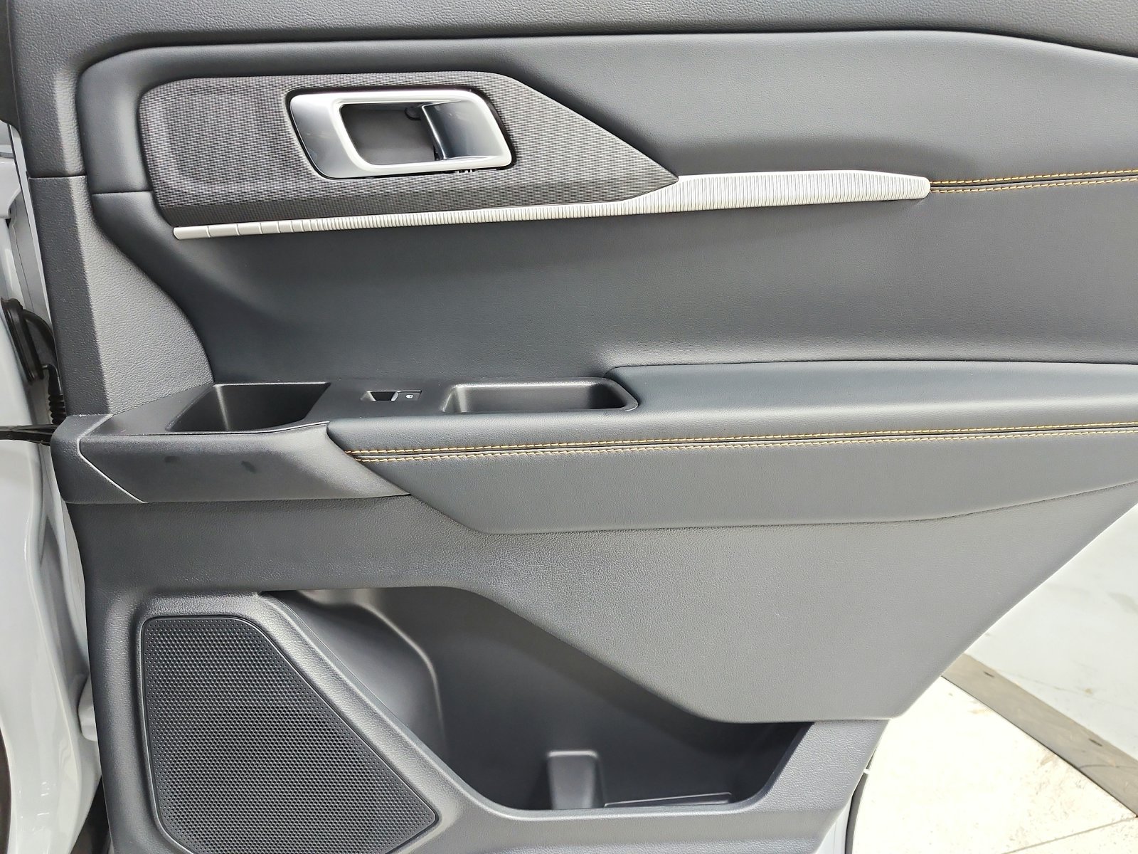 New 2026 Space White Metallic Ford Tremor® image 44