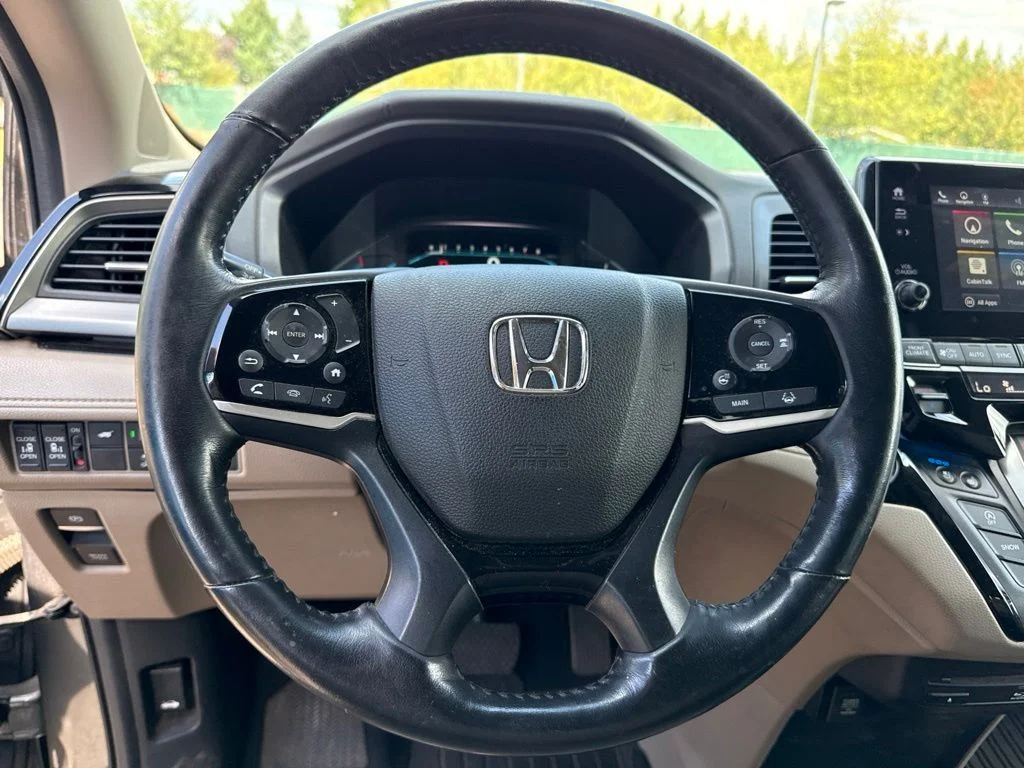 Used 2018 Forest Mist Metallic Honda Elite image 10