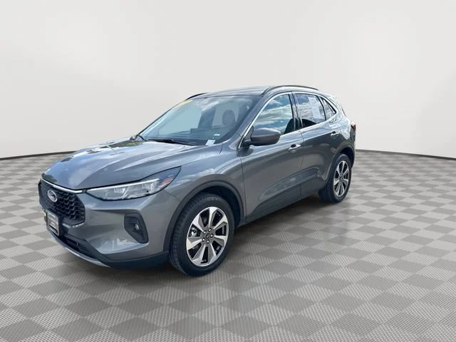 Used 2025 Gray Ford Platinum image 4