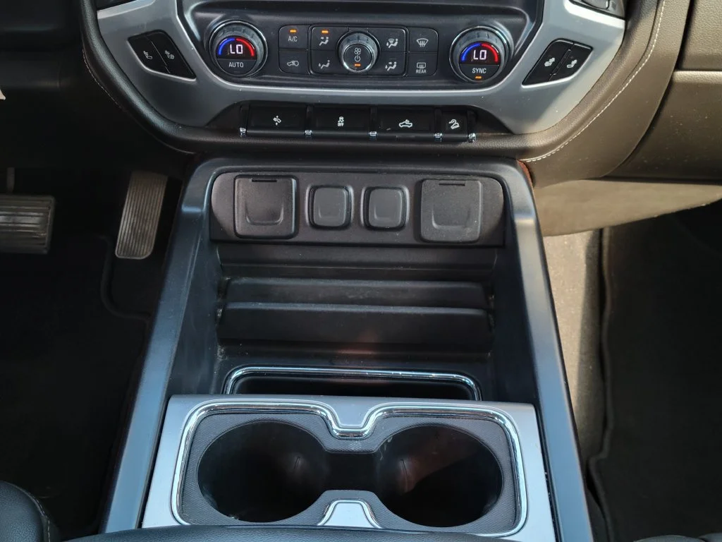 Used 2018 SUMMIT WHITE GMC SLT image 22