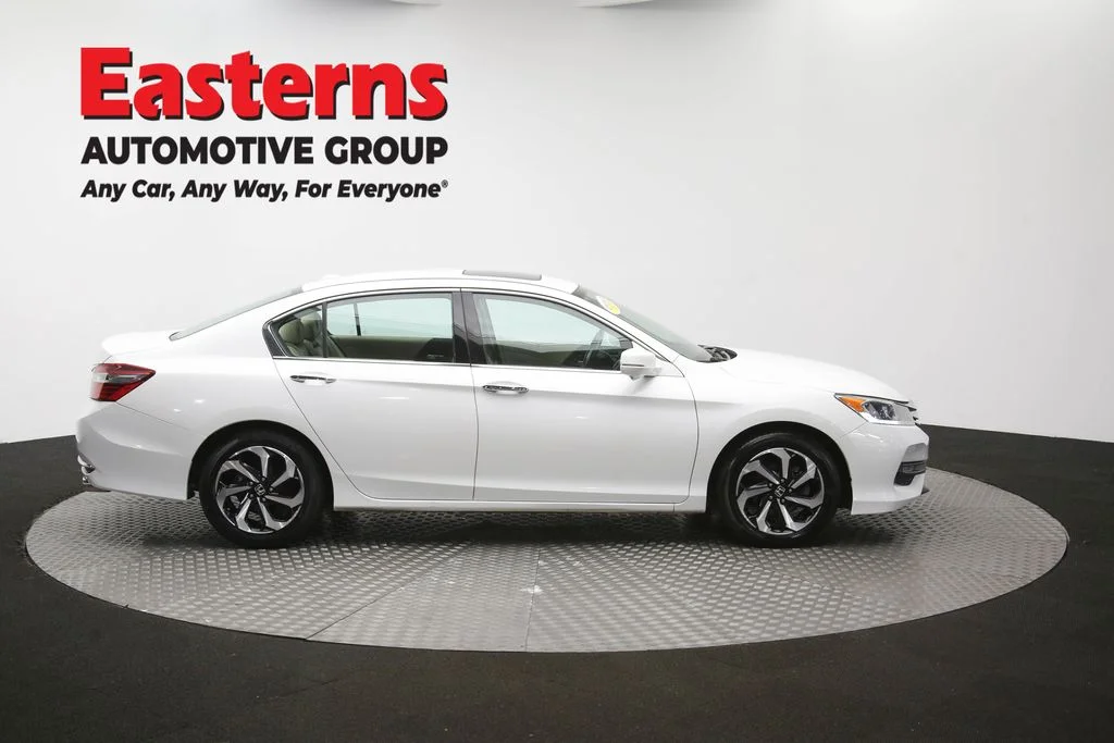 Used 2017 White Honda EX-L image 46