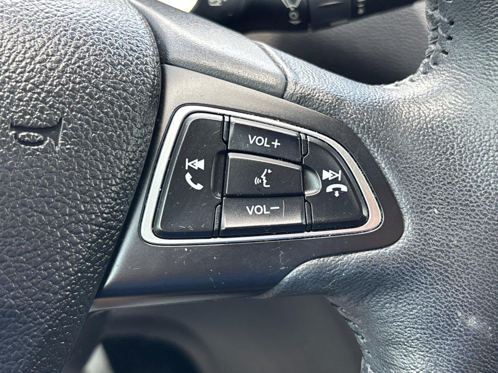 Used 2019  Ford SEL image 20