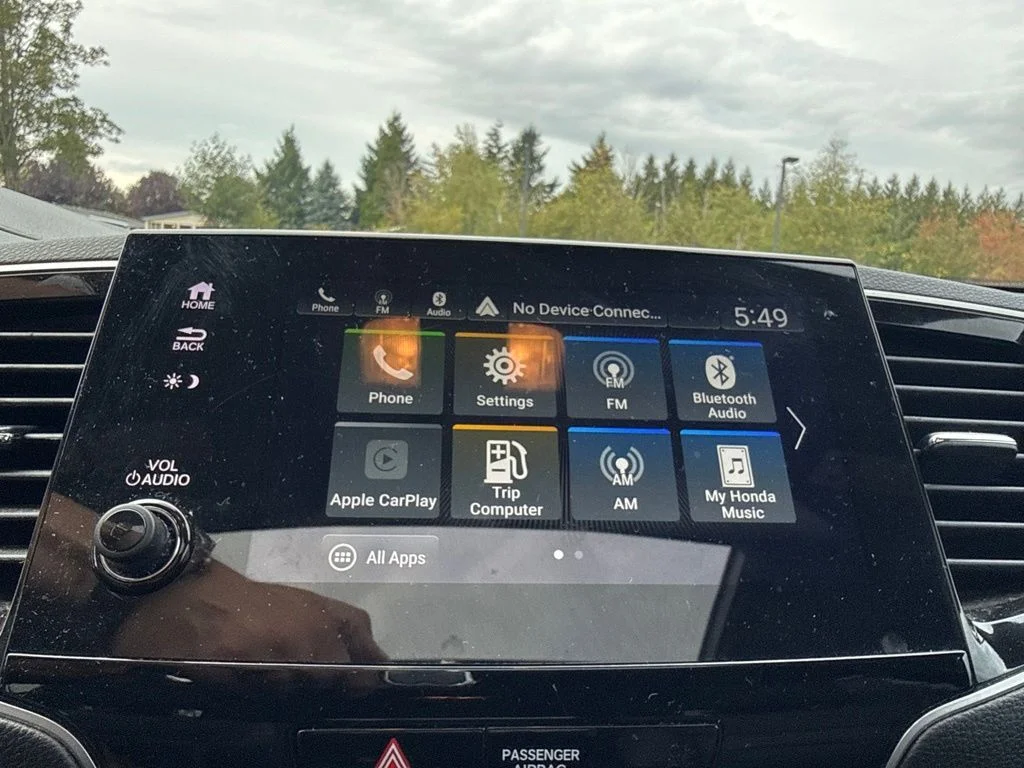 Used 2019 Lunar Silver Metallic Honda EX-L image 14