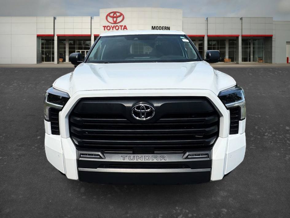 Used 2024 Ice Cap Toyota SR5 image 2