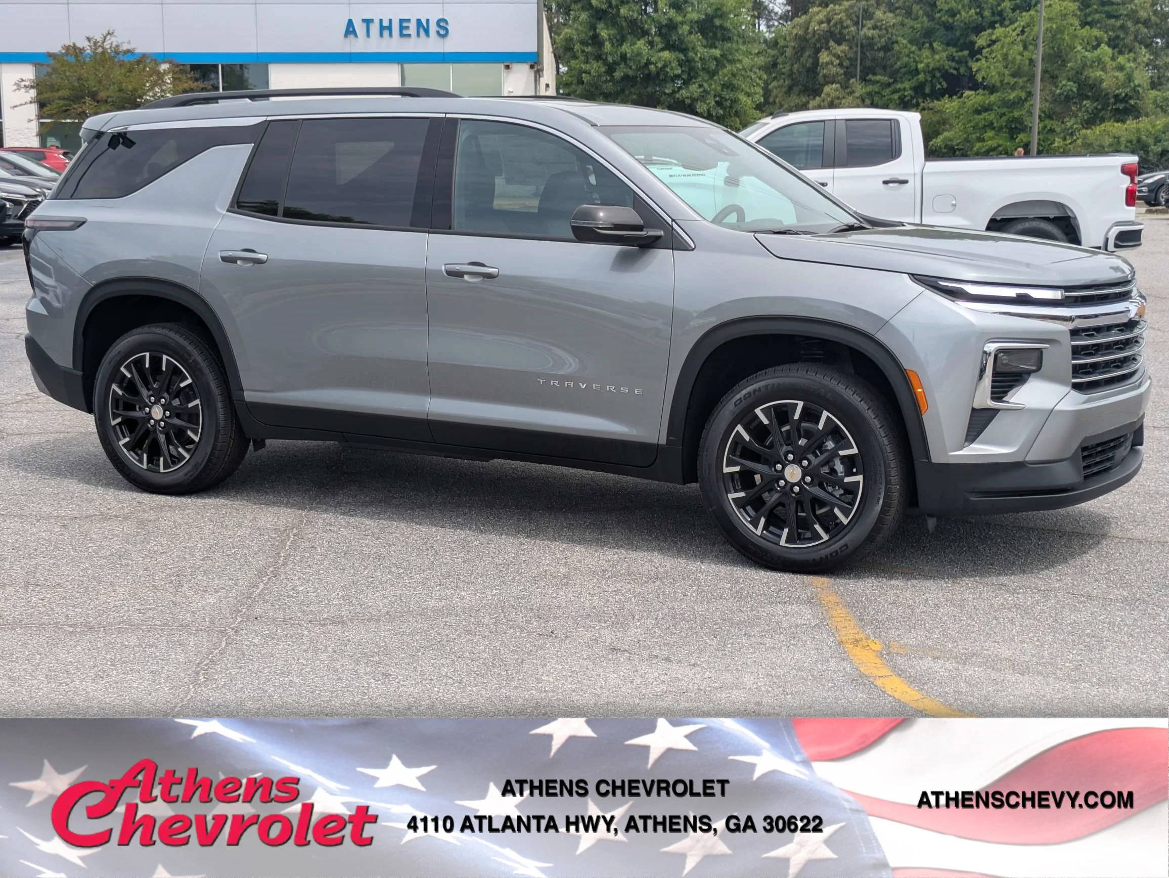 2026 Chevrolet Traverse FWD LT's photo