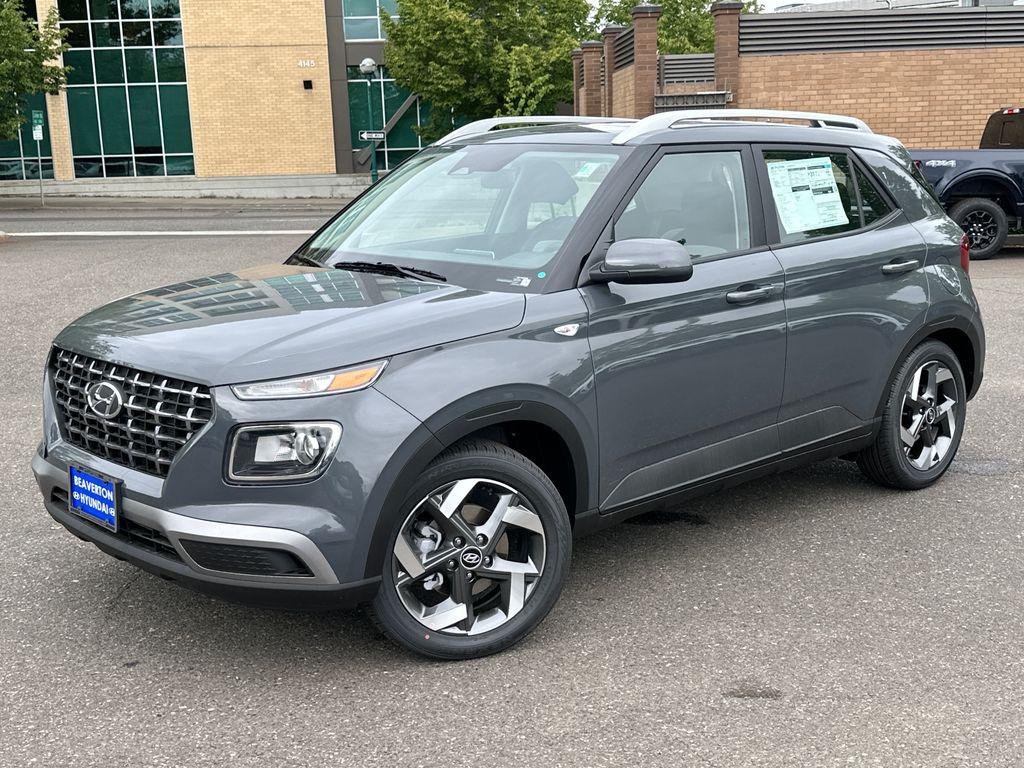 2026 Hyundai Venue SEL w/ 2-Tone Roof IVT's photo