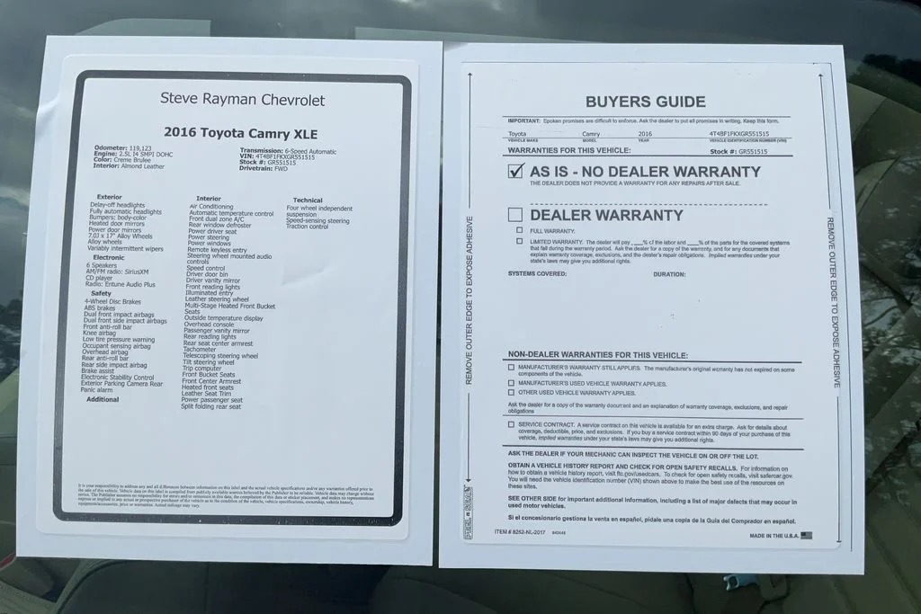 Used 2016 Gold Toyota XLE image 25