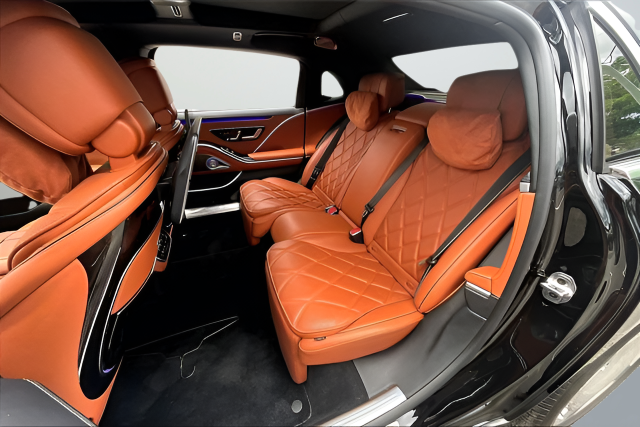 Used 2024 Brown Mercedes-Benz Maybach S 580 image 16