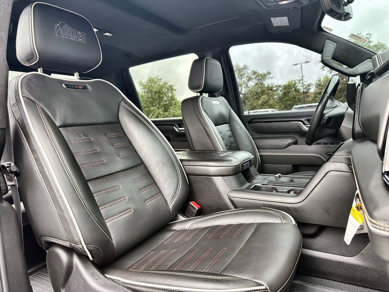Used 2024 Onyx Black GMC AT4X image 23