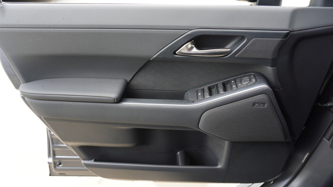 Used 2024 Gray Lexus GX 550 Luxury image 23