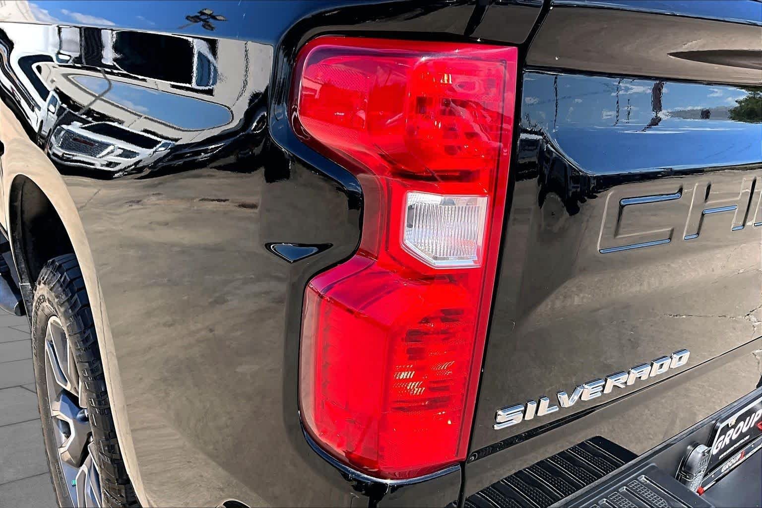 Used 2020 Black Chevrolet LT image 29